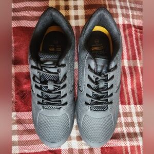 Perry Ellis Non-slip Shoes NWOT